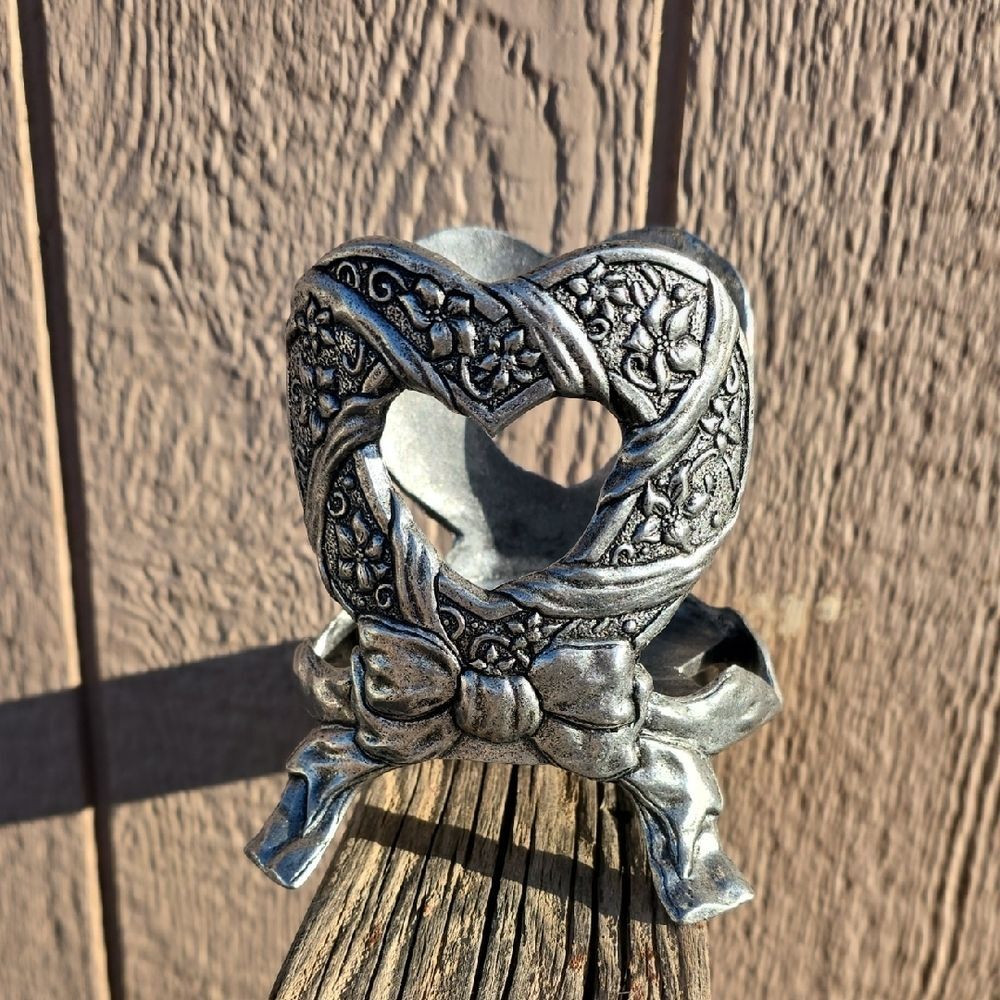 Coach House Cast Metal Heart Candle Holder – Vintage Pewter Look – Rare